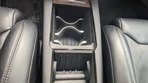 2017 Tesla Model S 5YJSA1E11HF196606