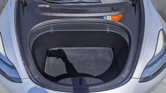 2018 Tesla Model 3 5YJ3E1EA0JF009726