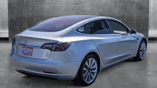 2018 Tesla Model 3 5YJ3E1EA0JF009726