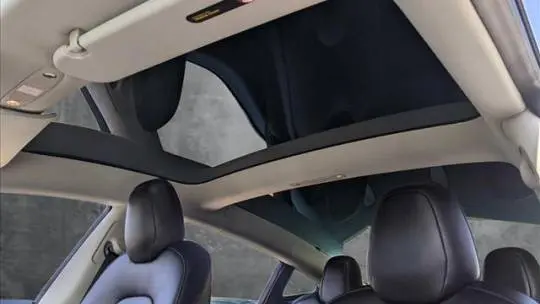 2018 Tesla Model 3 5YJ3E1EA0JF009726
