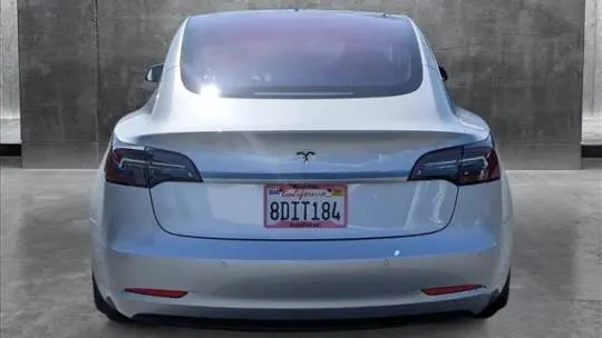2018 Tesla Model 3 5YJ3E1EA0JF009726