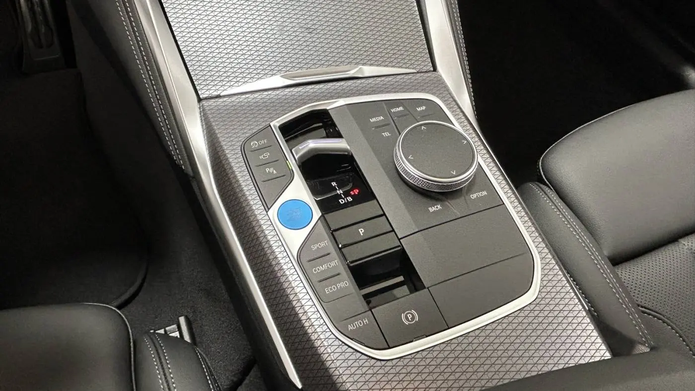 2025 BMW i4 WBY43HD04SFU87736