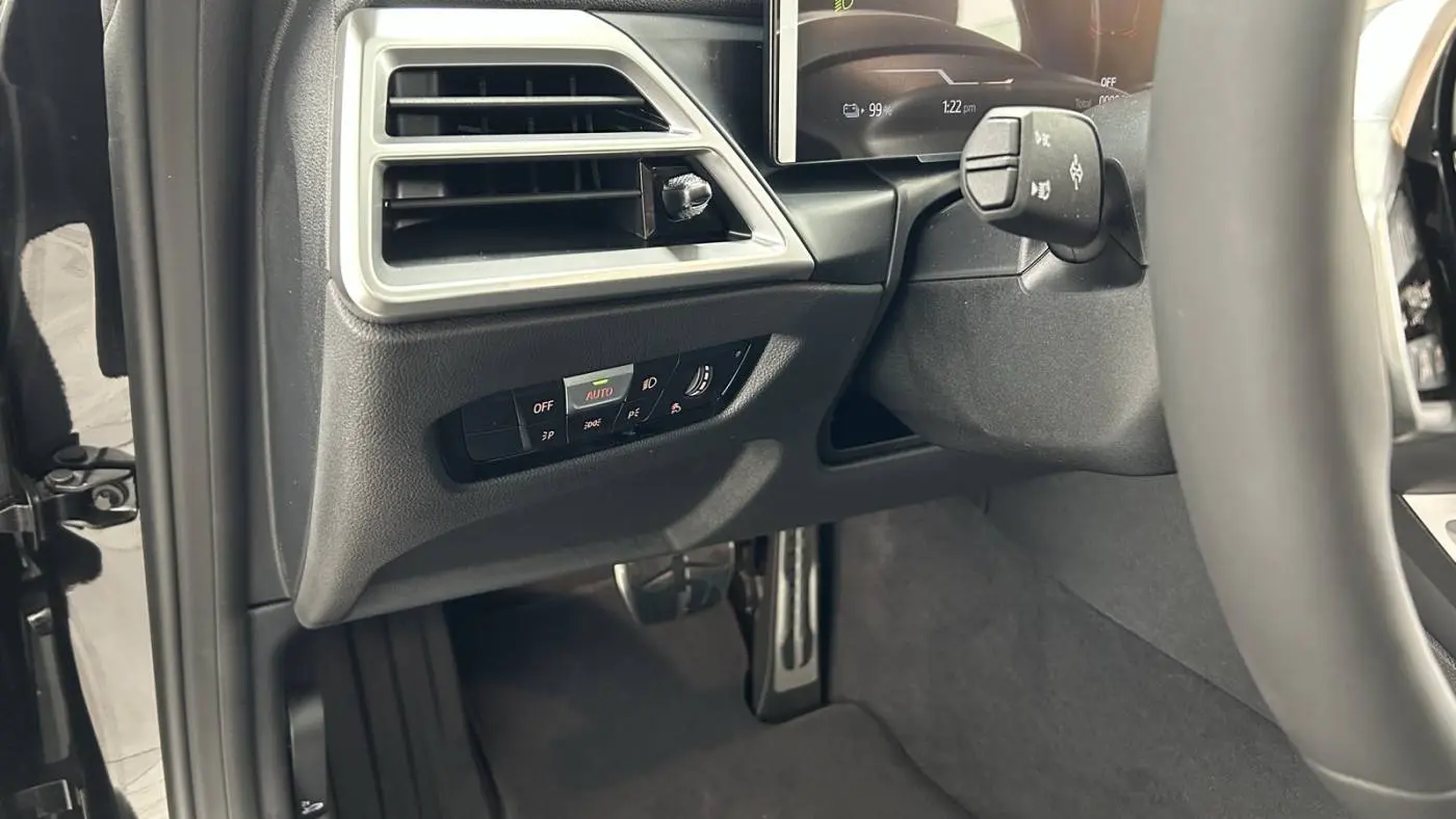 2025 BMW i4 WBY43HD04SFU87736