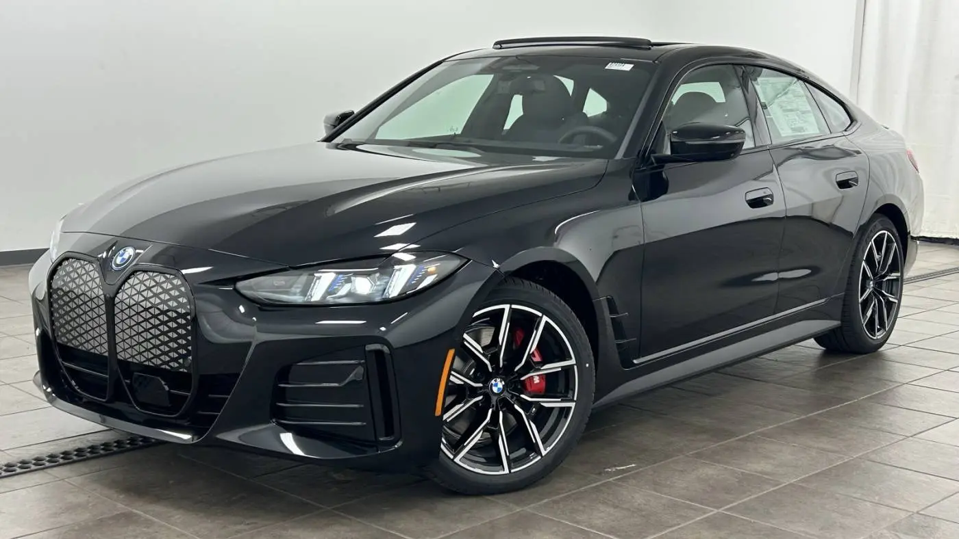 2025 BMW i4 WBY43HD04SFU87736