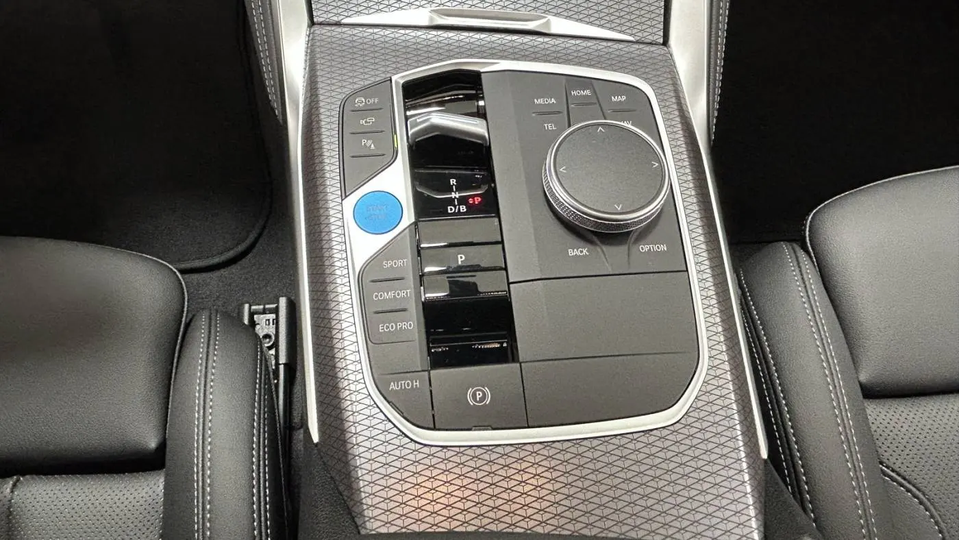 2025 BMW i4 WBY43HD04SFU87736