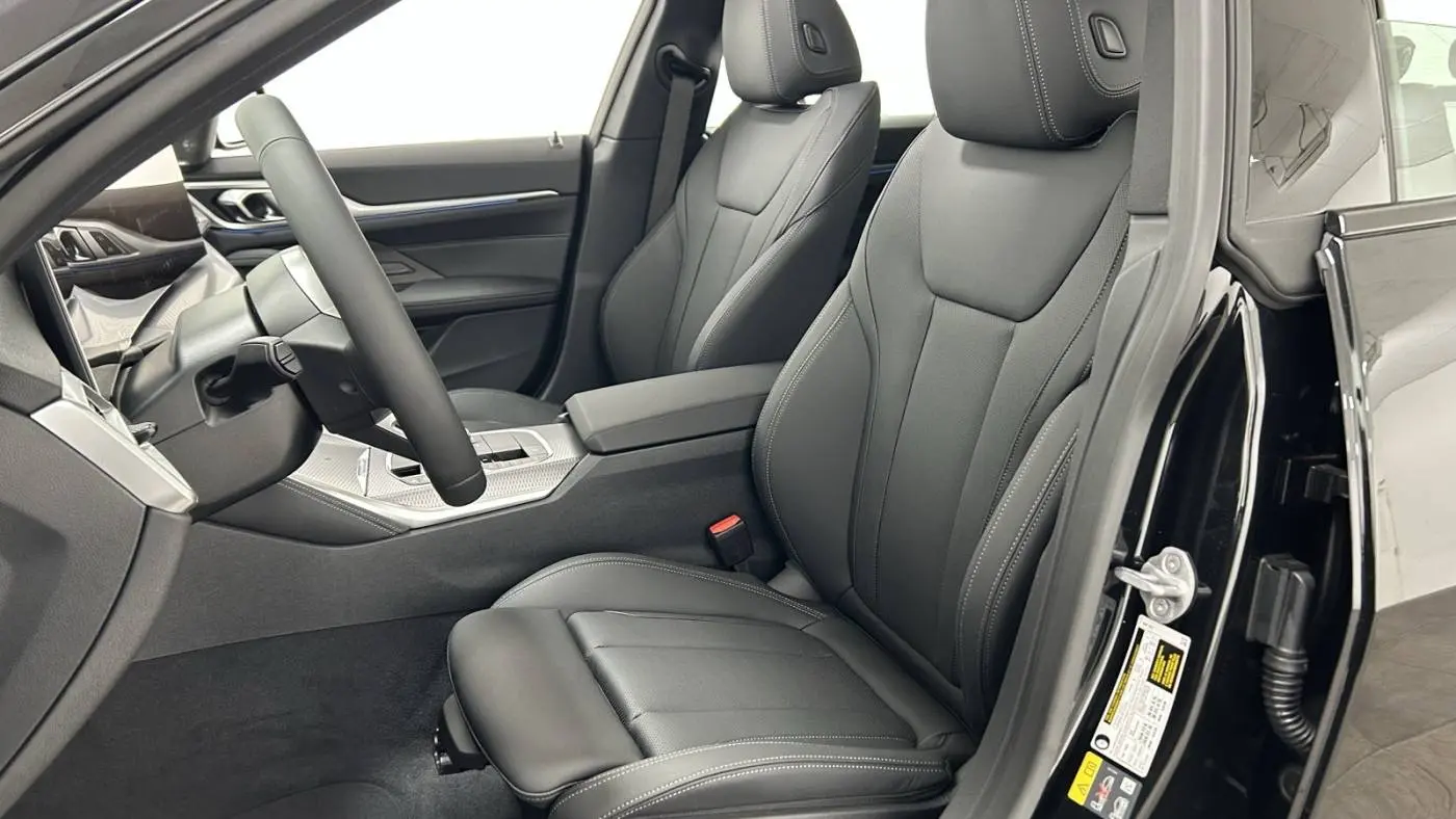 2025 BMW i4 WBY43HD04SFU87736