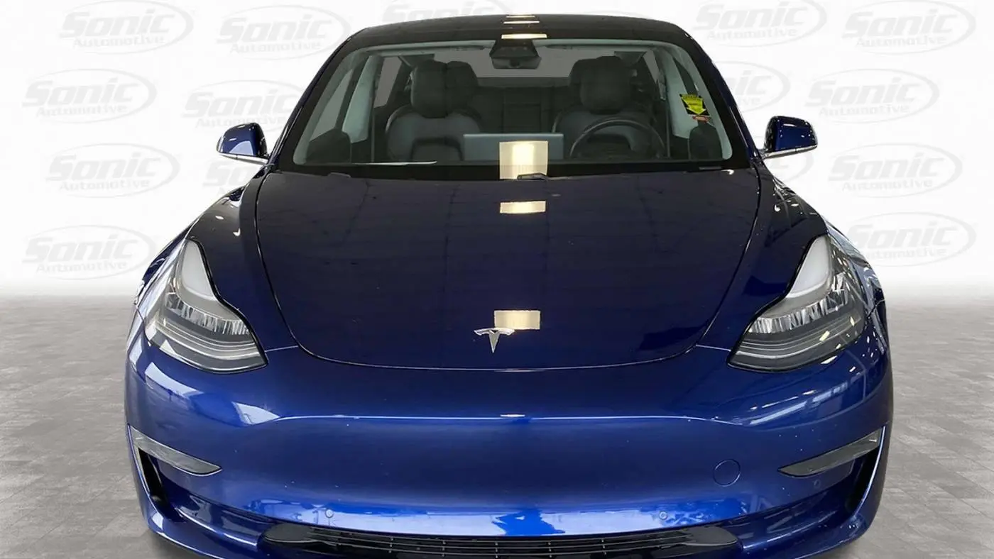 2020 Tesla Model 3 5YJ3E1EA2LF745697