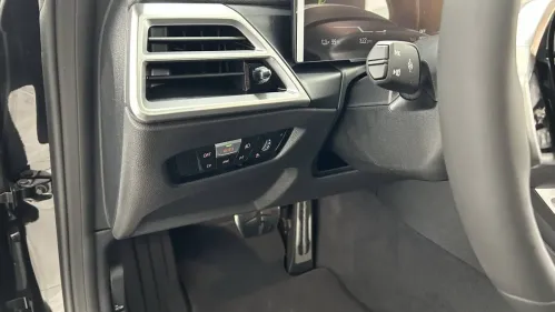2025 BMW i4 WBY43HD04SFU87736