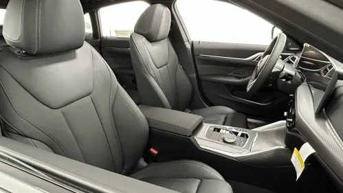 2025 BMW i4 WBY43HD04SFU87736