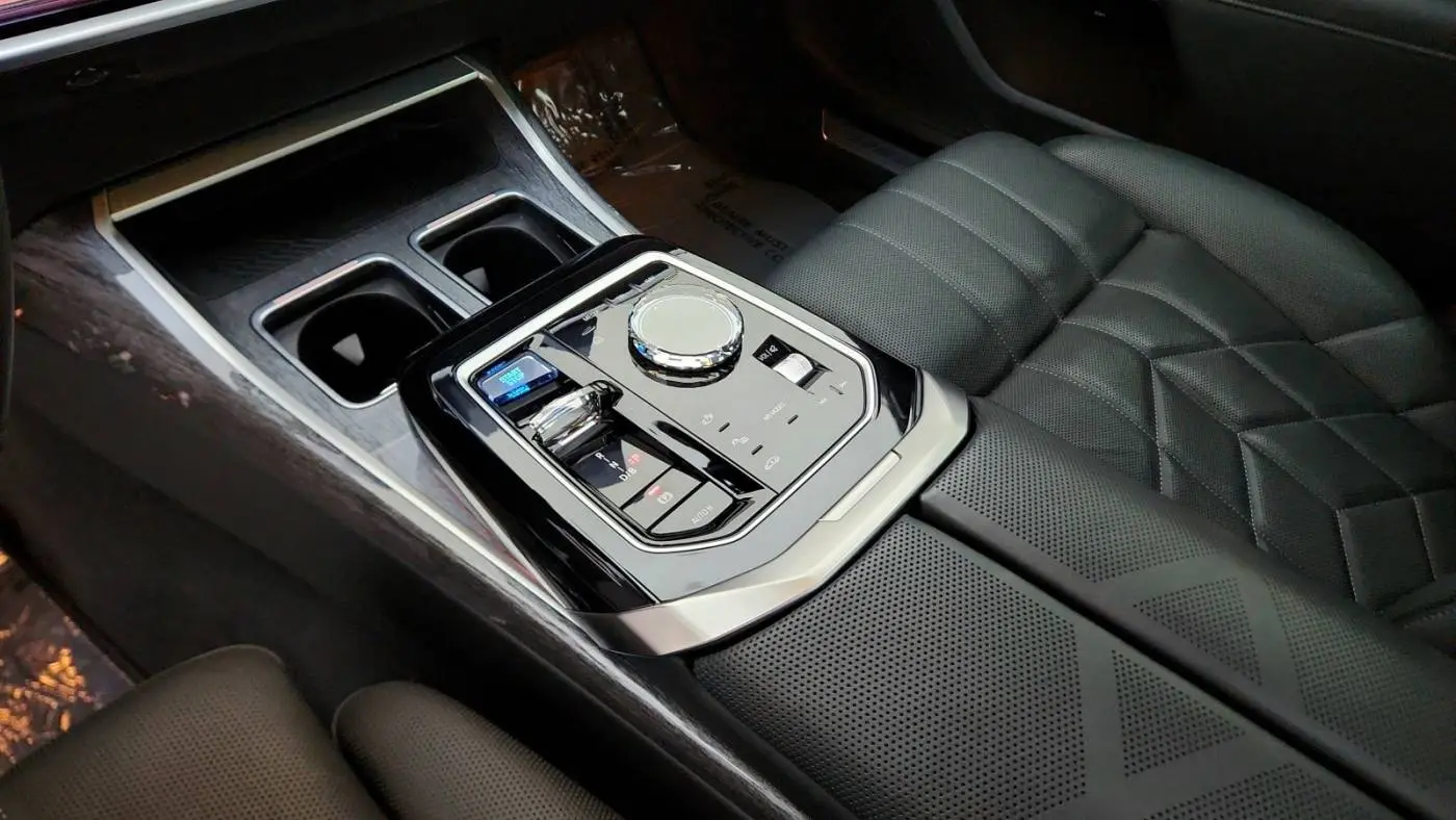 2023 BMW i7 WBY53EJ06PCN77812
