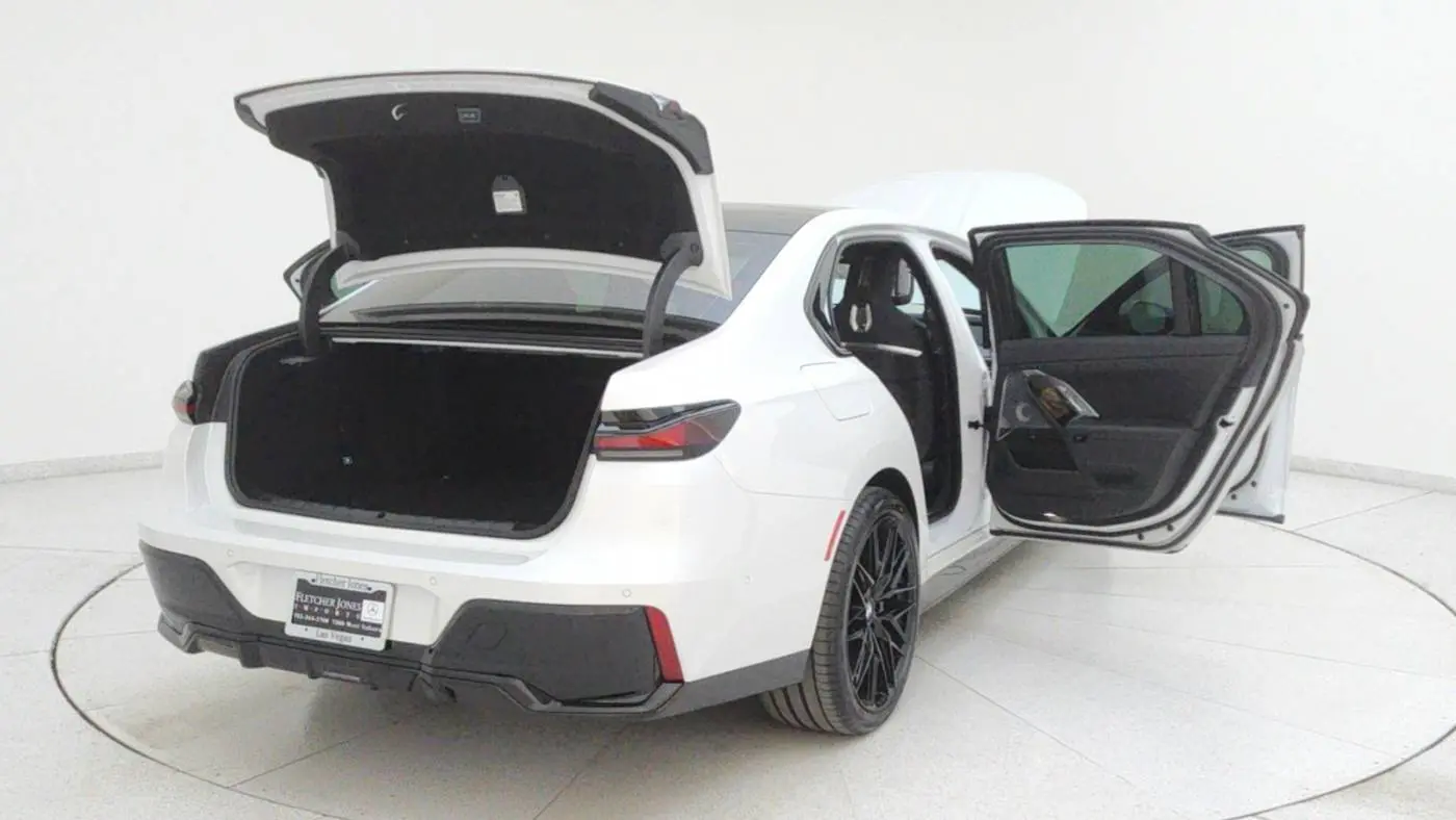 2023 BMW i7 WBY53EJ06PCN77812