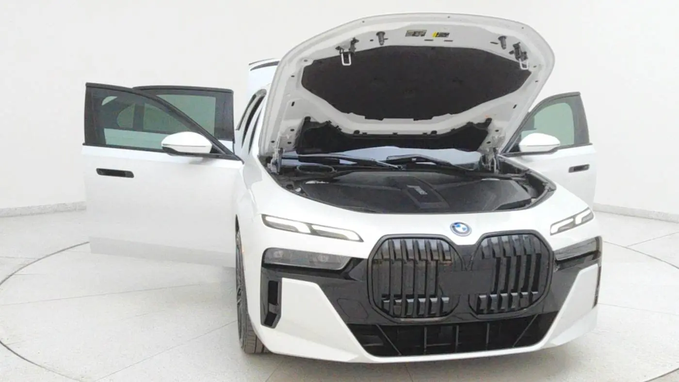 2023 BMW i7 WBY53EJ06PCN77812