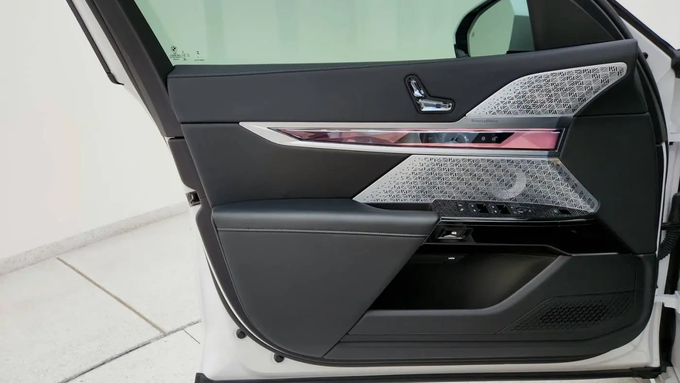 2023 BMW i7 WBY53EJ06PCN77812