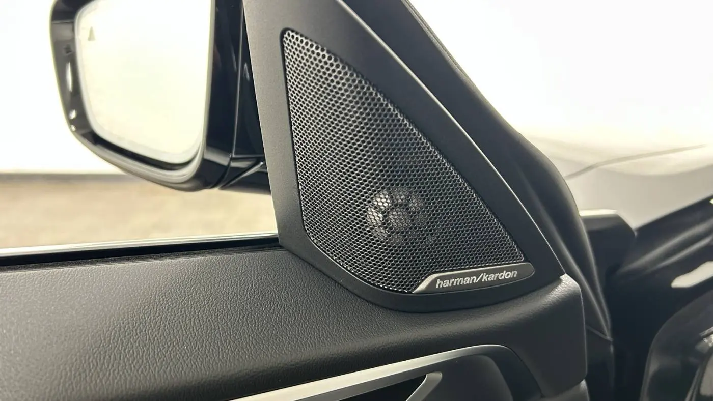2025 BMW i4 WBY43HD03SFU80759