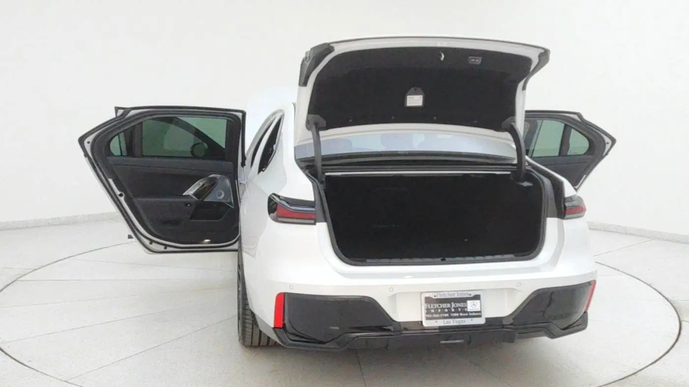 2023 BMW i7 WBY53EJ06PCN77812