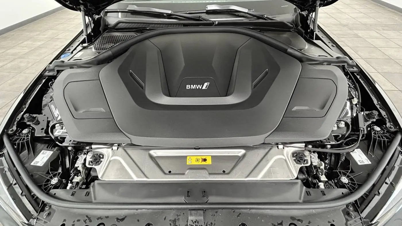 2025 BMW i4 WBY43HD03SFU80759
