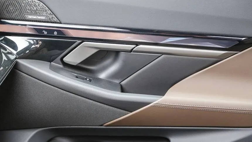 2025 BMW i5 WBY33FK04SCU77504