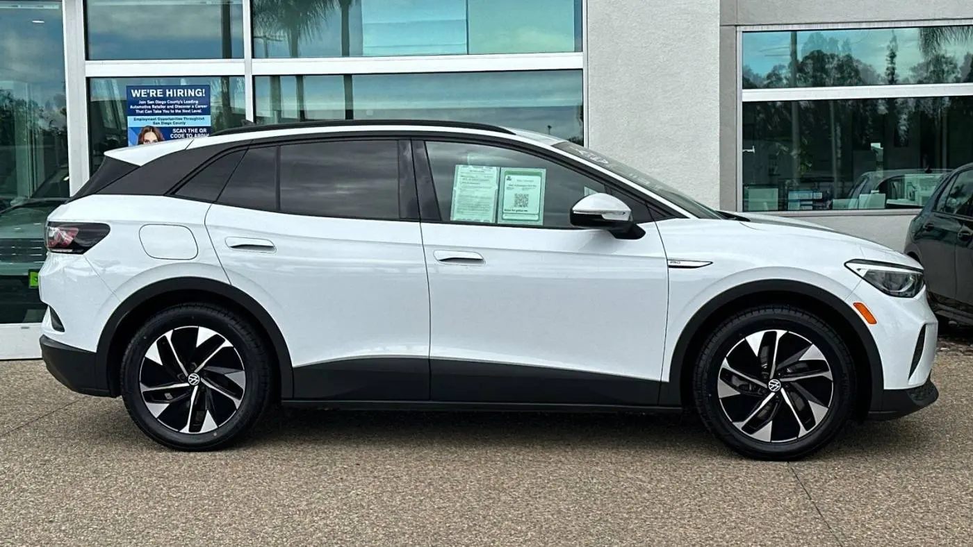 2021 Volkswagen ID.4 WVGRMPE26MP042616