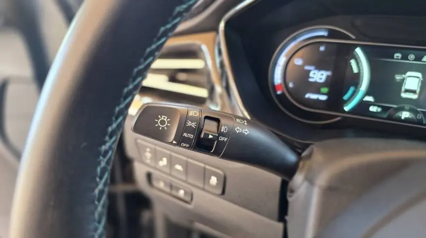2022 Kia NIRO EV KNDCE3LG7N5136077