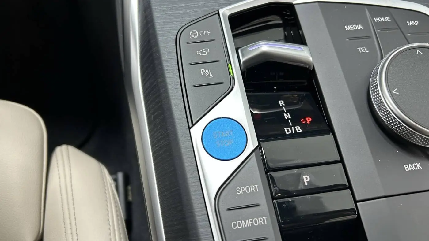 2025 BMW i4 WBY43HD07SFU83518
