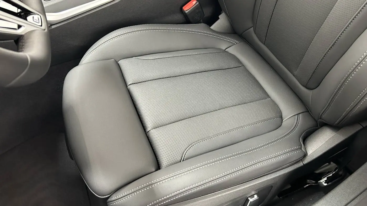 2025 BMW i4 WBY43HD00SFU86809