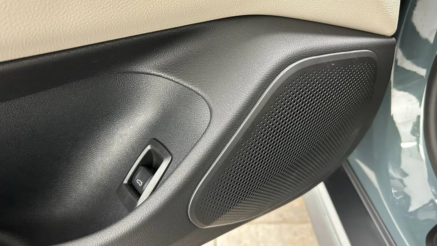 2025 BMW i4 WBY43HD07SFU83518