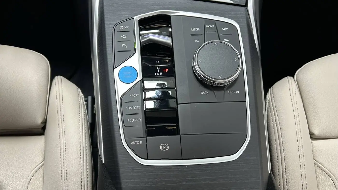 2025 BMW i4 WBY43HD07SFU83518