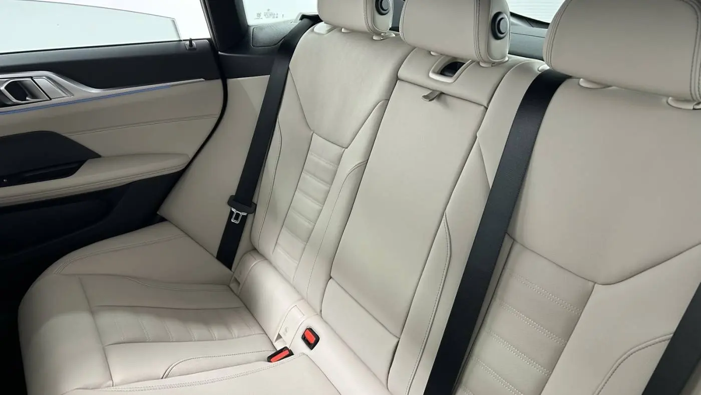 2025 BMW i4 WBY43HD07SFU83518