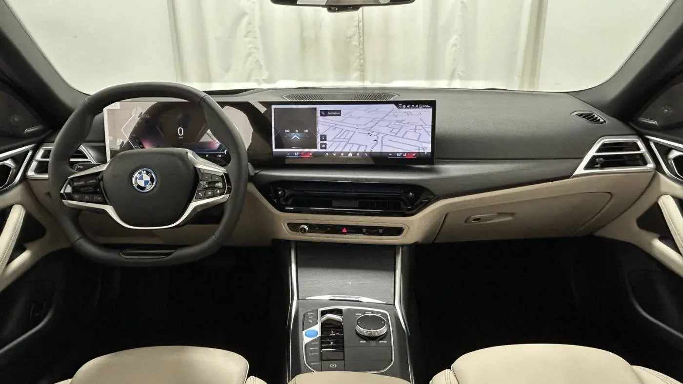 2025 BMW i4 WBY43HD07SFU83518