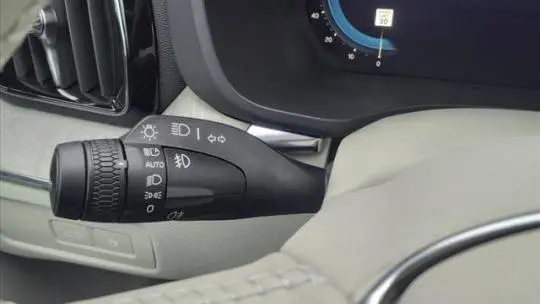 2025 Volvo XC60 YV4H60RC1S1121774