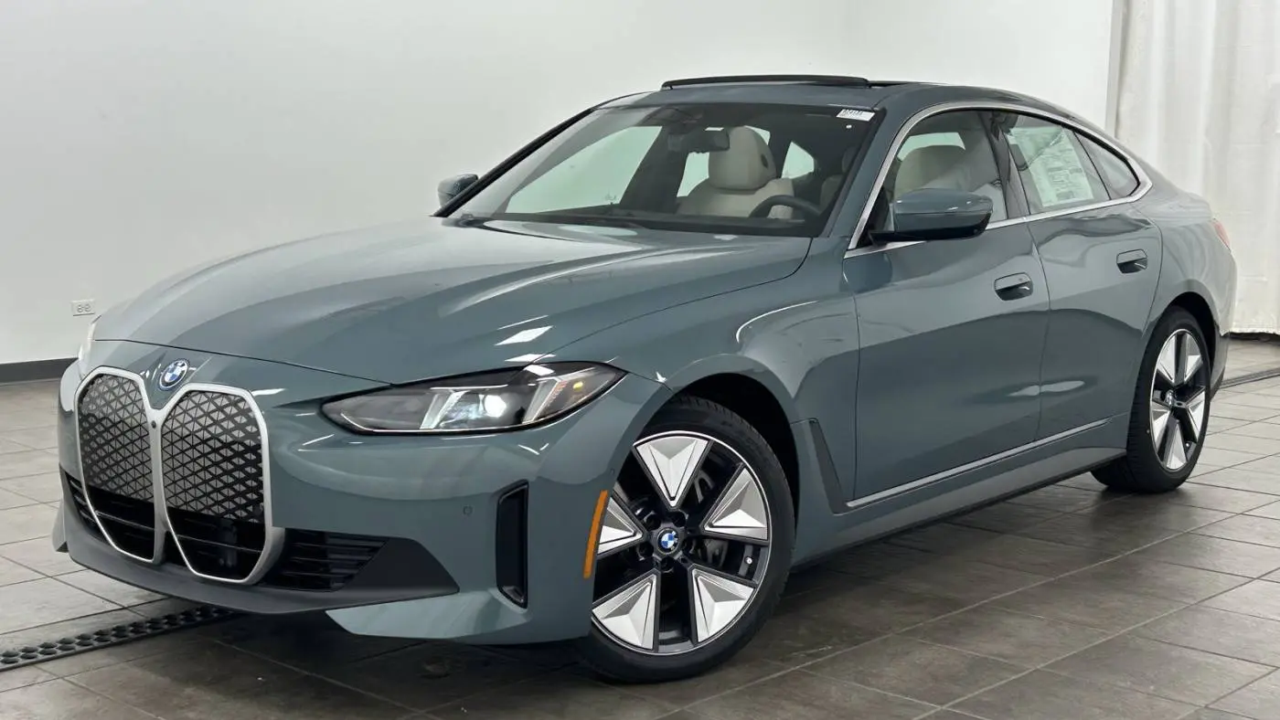 2025 BMW i4 WBY43HD07SFU83518