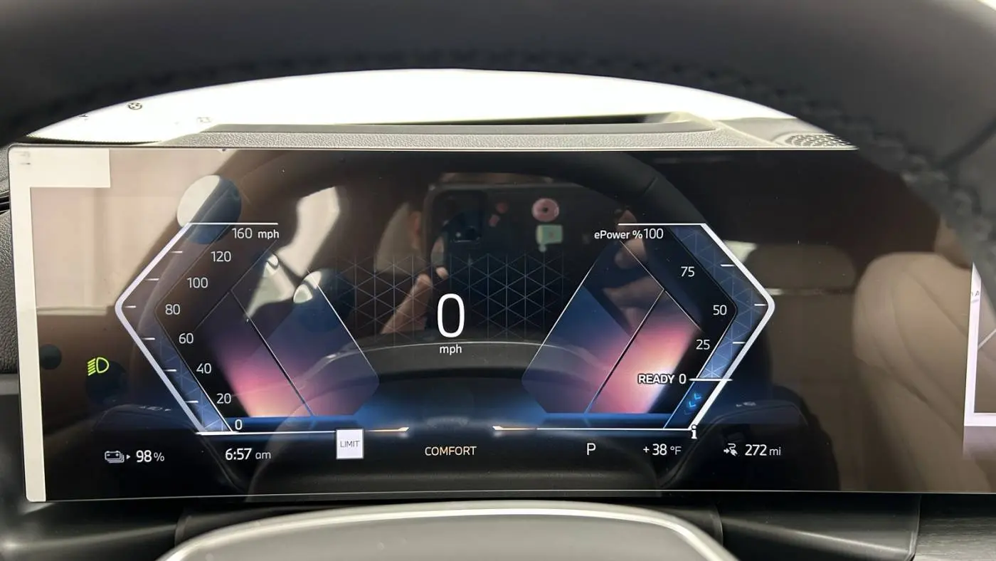2025 BMW i4 WBY43HD07SFU83518