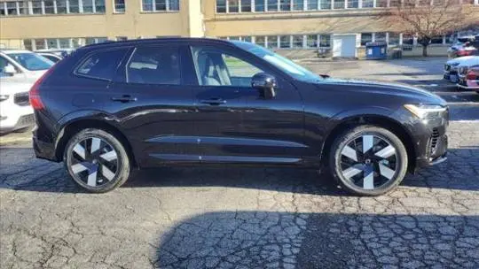 2025 Volvo XC60 YV4H60RC1S1121774