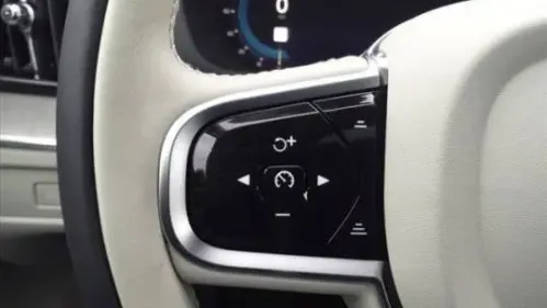 2025 Volvo XC60 YV4H60RC1S1121774