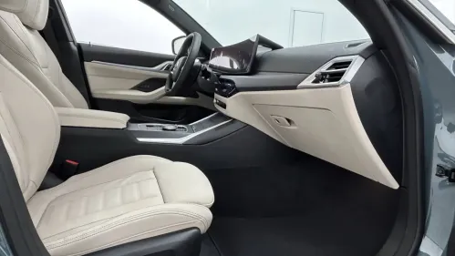 2025 BMW i4 WBY43HD07SFU83518