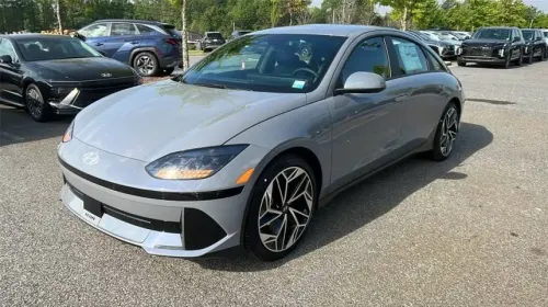 2025 Hyundai IONIQ 6 KMHM34AA1SA098052