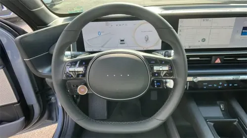 2025 Hyundai IONIQ 6 KMHM34AA1SA098052
