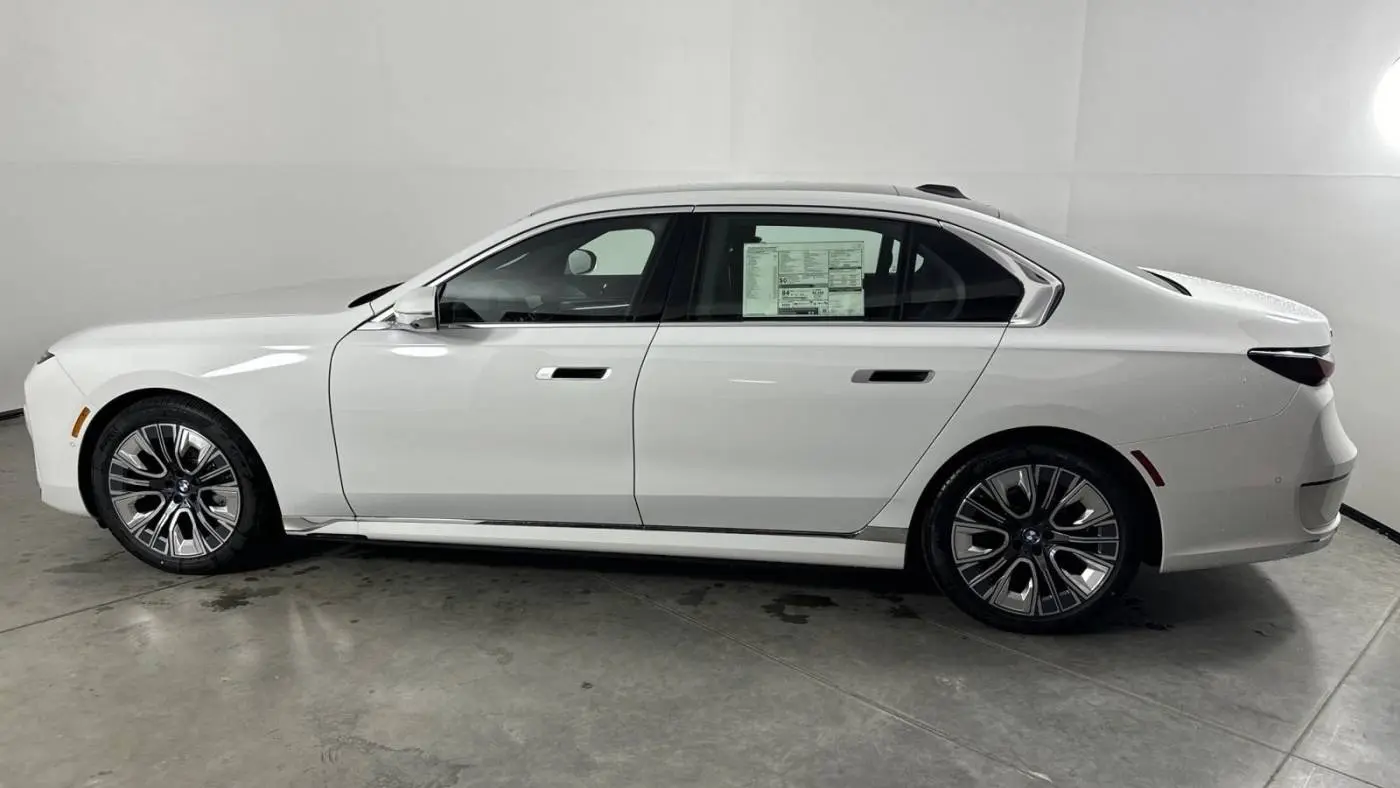 2024 BMW i7 WBY53EJ07RCR48608