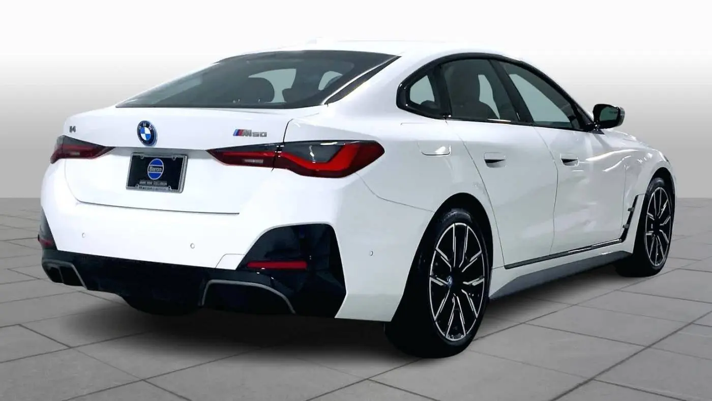 2023 BMW i4 WBY33AW08PFP27040
