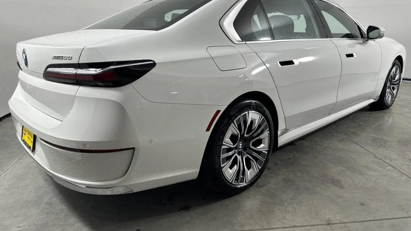 2024 BMW i7 WBY53EJ07RCR48608