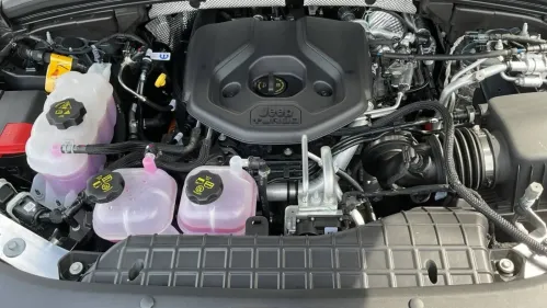 2025 Jeep Grand Cherokee 1C4RJYB61S8690589