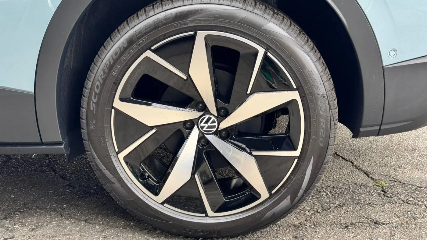 2025 Volkswagen ID.4 1V2WSPE85SC004976