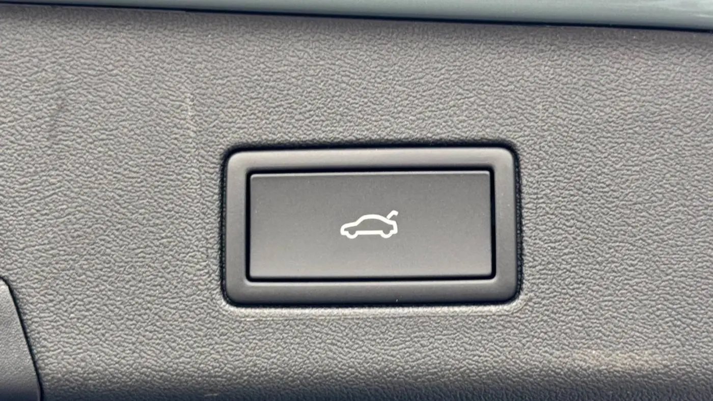 2025 Volkswagen ID.4 1V2WSPE85SC004976