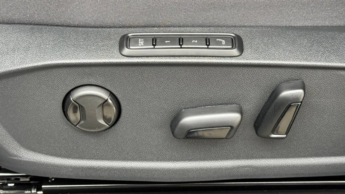 2025 Volkswagen ID.4 1V2WSPE85SC004976
