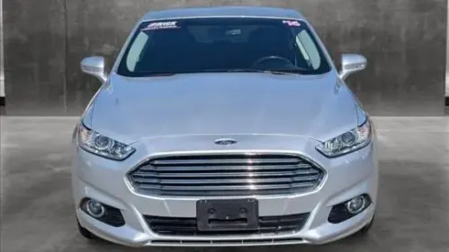 2016 Ford Fusion Energi - Images - 2
