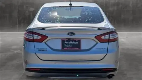 2016 Ford Fusion Energi - Images - 7