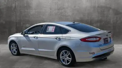 2016 Ford Fusion Energi - Images - 8