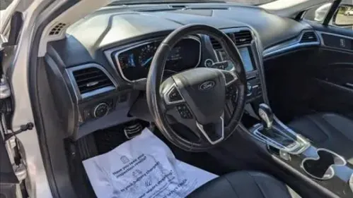 2016 Ford Fusion Energi - Images - 10