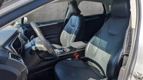 2016 Ford Fusion Energi - Images - 14