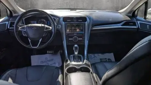 2016 Ford Fusion Energi - Images - 15